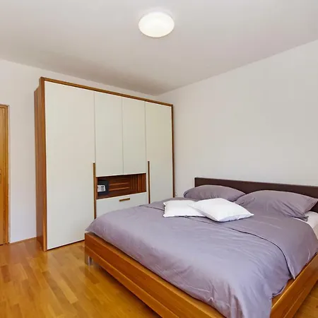 Manuela Apartment